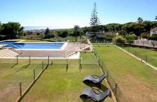 Casa adosada en alquiler en Nagüeles Alto en Marbella