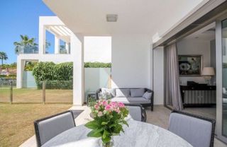 Casa adosada en alquiler en Nagüeles Alto en Marbella