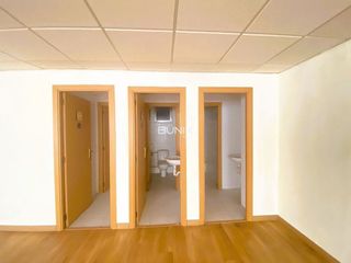 Oficina en alquiler en La Nova Esquerra de l'Eixample en Barcelona