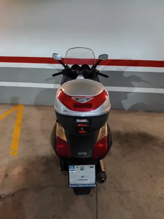 Aprilia Arrecife 250cc Maxi Scooter