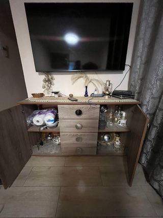 Cómoda TV madera y metal