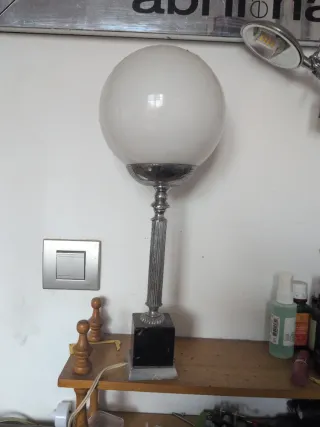 Lámpara de mesa vintage