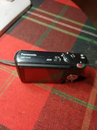 Cámara Panasonic Lumix DMC-FX01 Negra