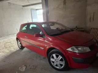 Renault Mégane  ocupe 2004