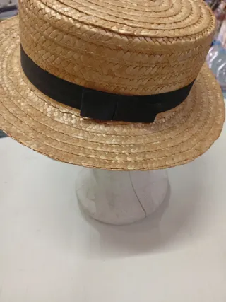 Gorra de esparto con cinta negra