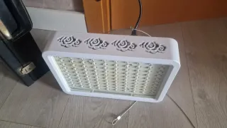 Lámpara LED Cultivo PuréLED 650W+otra 300w pequeña