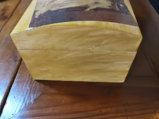 Cofanetto in legno decoupage