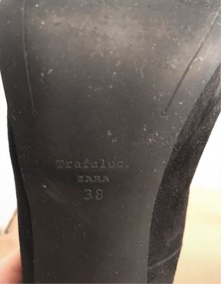 Zapatos de tacón negros