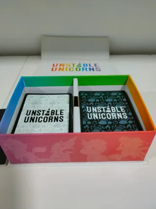 Unstable Unicorns Juego de Cartas Inglés