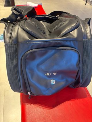 Paletero Bullpadel Premier Padel Negro