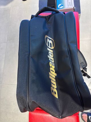 Paletero Bullpadel Premier Padel Negro