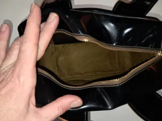 Bolso Bimba y Lola charol negro