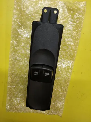 BOTONERA ELEVALUNAS MERCEDES VITO II W639 7 PIN