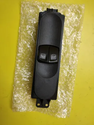BOTONERA ELEVALUNAS MERCEDES VITO II W639 7 PIN