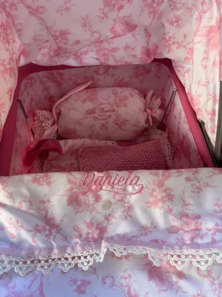 Carrito de muñecas rosa floral