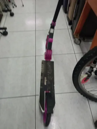 Patinete Urban plegable rosa y negro