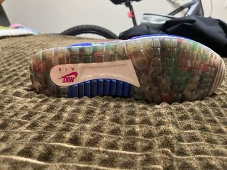 Zapatillas Nike Azules y Plateadas