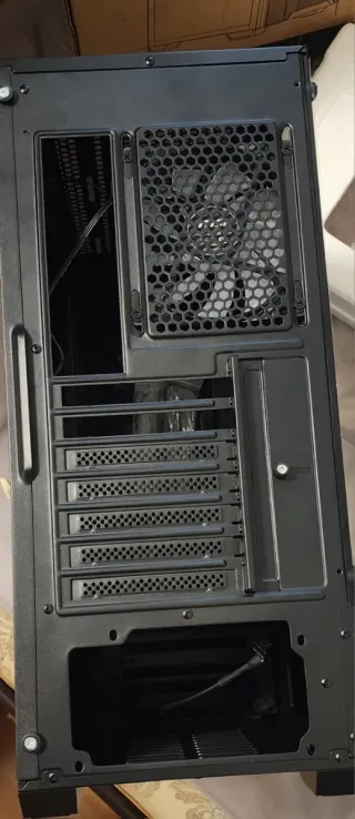 MSI MAG FORGE 112R Caja PC Gaming