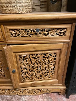 Precioso Mueble Hindú Madera Maciza Tallada