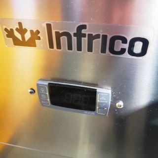 VITRINA REFRIGERADA    R3760073048008