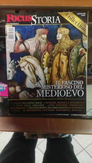 Focus storia Collection Inverno 2011 Medioevo