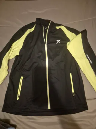 DROP SHOT Sudadera Negra y Amarilla