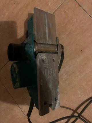 Lijadora eléctrica Makita