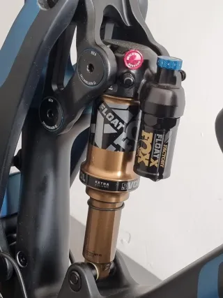 GHOST Riot CF Full Party Carbono