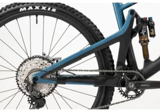 GHOST Riot CF Full Party Carbono