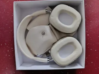 Auriculares bluetooth Beige