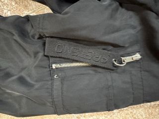 Bomber negra Bershka