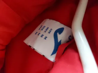 Chaqueta Joma Roja con Capucha