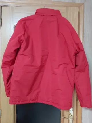 Chaqueta Joma Roja con Capucha