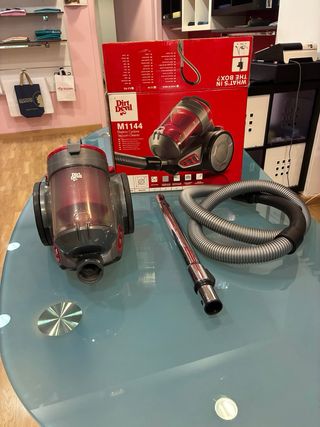 Aspiradora Dirt Devil M1144 Roja