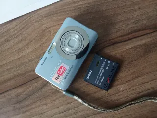 Cámara Digital Casio EXILIM Azul