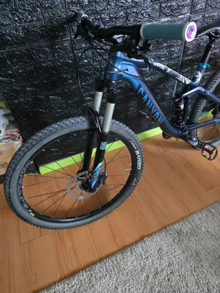 Bicicleta Canyon Doble Suspensión