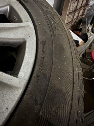 5 Neumáticos y Llantas Lexus 200