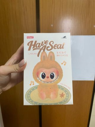 Labubu Have A Seat Popmart Caja