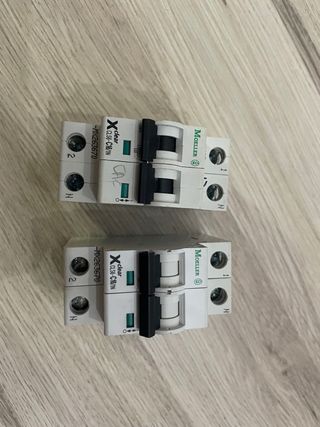 2 Interruptores Diferenciales Moeller