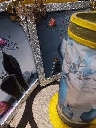 Composición Lámpara + cuadros Decorativos relajant