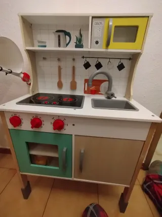 Cocina de juguete moderna