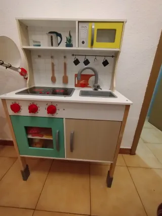 Cocina de juguete moderna