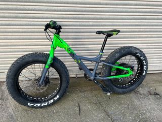 Bicicleta Fat Bike Infantil 20x4.0