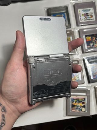 Nintendo Game Boy Advance SP Plata con juegos