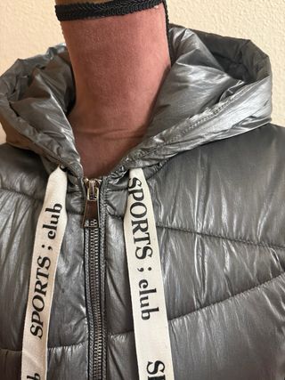 Chaqueta plateada acolchada talla XL