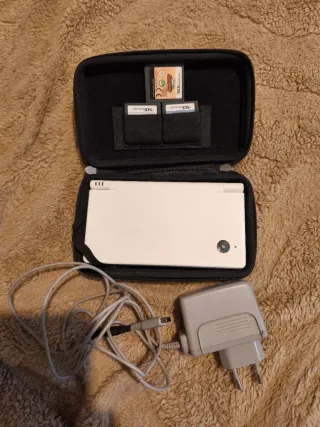 Nintendo DSi Bianca TWL-001 (Europa)