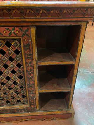 Mueble Hindú Antiguo Pintado a Mano