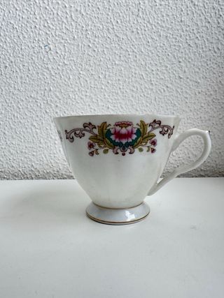 4 Tazas Porcelana Pagodas Yong Shen China años 80