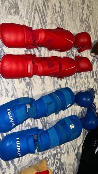 Protecciones Karate Rojo y Azul