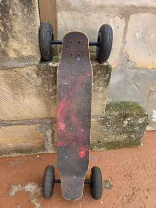 Longboard Todoterreno con Ruedas Grandes